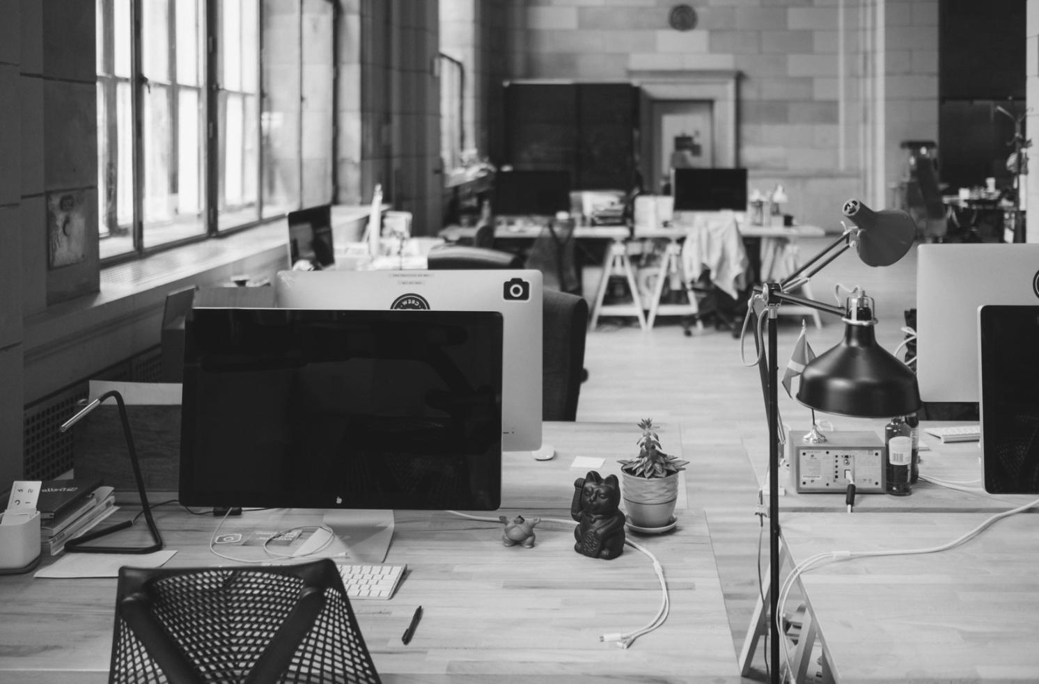 AI nella vita di ogni giorno: cosa funziona e cosa è ancora pubblicità
